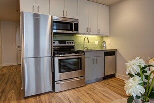 Avenir in Philadelphia, PA - Building Photo