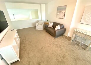 109 Bayshore Rd in Nokomis, FL - Building Photo - Building Photo