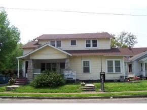 Pearl Apartment in Joplin, MO - Building Photo