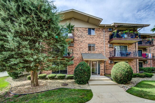 property at 5324 Waterbury Dr