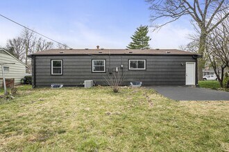 7109 Conser St in Overland Park, KS - Building Photo - Building Photo