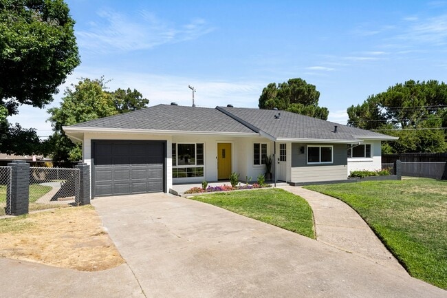 222 Bonny Knoll Rd in Roseville, CA - Building Photo - Building Photo