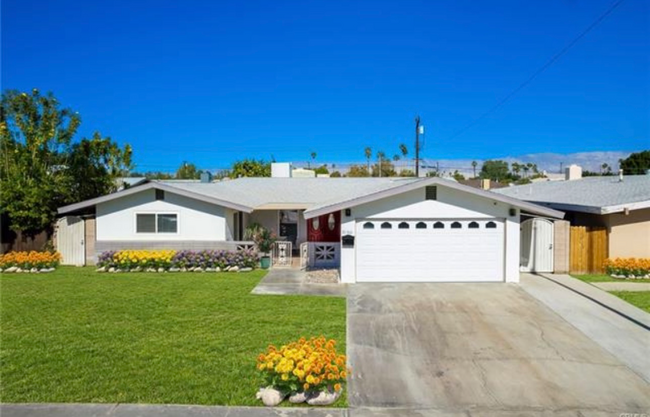 property at 81860 Victoria St
