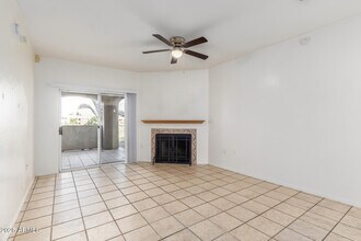 10401 N 52ND St in Paradise Valley, AZ - Building Photo - Building Photo