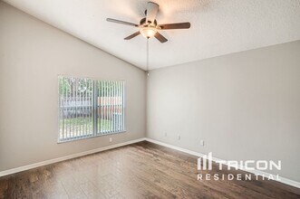 7025 Colony Pointe Dr in Riverview, FL - Building Photo - Building Photo