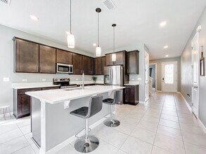 8060 Cherrystone St in Leesburg, FL - Building Photo - Building Photo