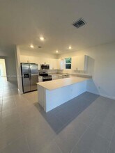 16202 SW 147th Ave in Miami, FL - Building Photo - Building Photo