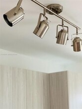 1560 NW 1st Ct in Miami, FL - Foto de edificio - Building Photo