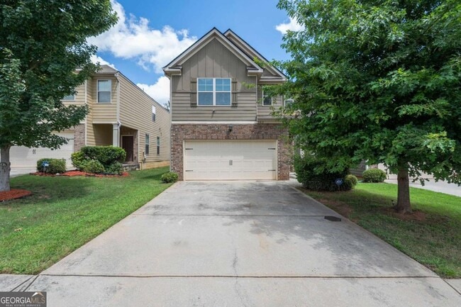 property at 565 Dasheill Ln
