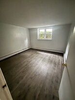 41 Colborne Rd, Unit B2 in Boston, MA - Building Photo - Building Photo