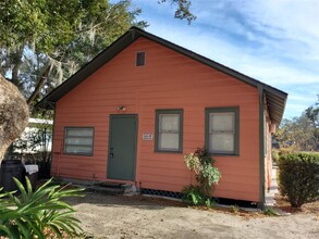 38141 5th Ave in Zephyrhills, FL - Building Photo - Building Photo