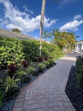 22851 Windsor Wood Ct in Boca Raton, FL - Foto de edificio - Building Photo