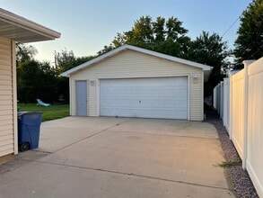 2309 8th St in Peru, IL - Building Photo - Building Photo