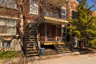 5943-5951 De Lorimier Av in Montréal, QC - Building Photo