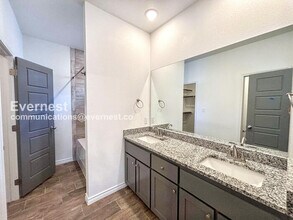 2203 Hornbeam St in Temple, TX - Foto de edificio - Building Photo