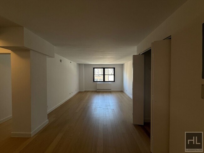 East 39th Street in New York, NY - Building Photo - Building Photo