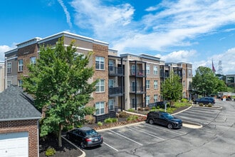 Stafford House in Columbus, OH - Foto de edificio - Building Photo
