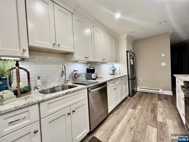 property at 11 Pine Cluster Cir