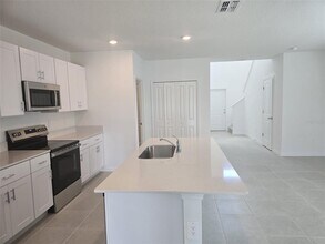 11458 Brae Wy in Dade City, FL - Building Photo - Building Photo