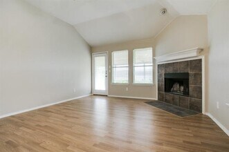 160 Briar Grove Dr in Princeton, TX - Foto de edificio - Building Photo