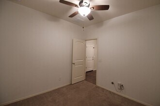 17296 W Molly Ln in Surprise, AZ - Building Photo - Building Photo