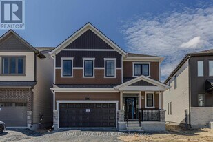 475 Meynell Rd in Ottawa, ON - Building Photo