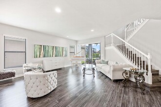 2875 Cinnamon Bay Cir in Naples, FL - Building Photo - Building Photo