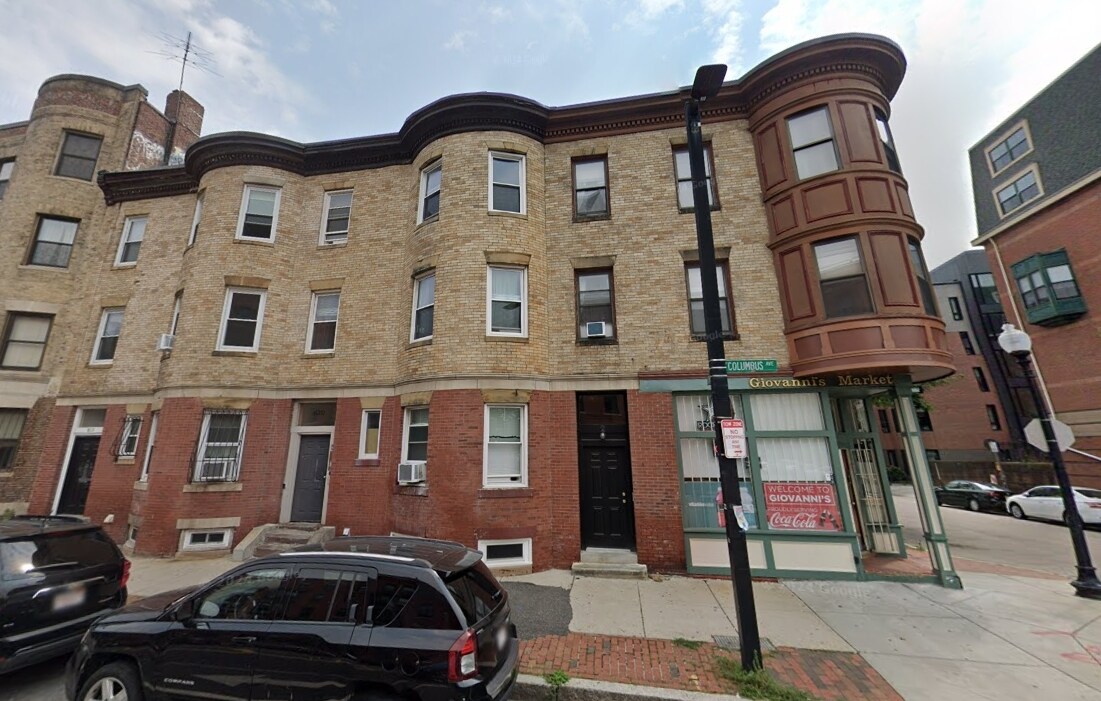 622 Columbus Ave, Unit 223 in Boston, MA - Building Photo