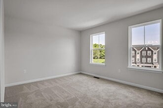 4 Morgan Cir in Carlisle, PA - Building Photo - Building Photo
