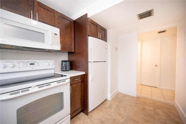 500 NE 26th St in Miami, FL - Foto de edificio - Building Photo