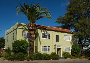 1217-1229 Sacramento St in Vallejo, CA - Foto de edificio - Primary Photo