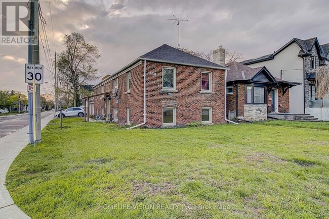238 Glebemount Ave
