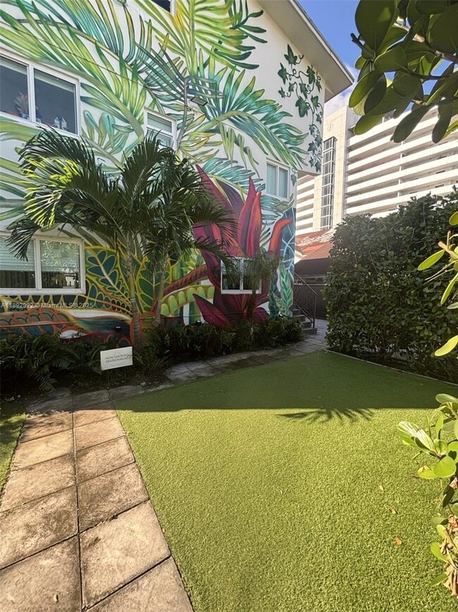 property at 560 NW 1st St