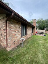1181 Weston Ln N in Plymouth, MN - Building Photo - Building Photo