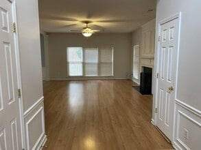 2706 Cottesford Dr SE in Smyrna, GA - Building Photo - Building Photo