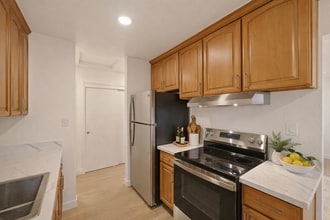 1731 Ross Cir in San Jose, CA - Building Photo - Building Photo