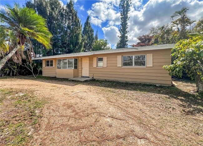 property at 7300 Barragan Rd