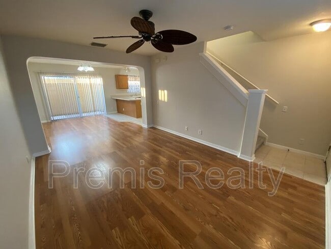 13224 Thoroughbred Loop in Largo, FL - Building Photo - Building Photo