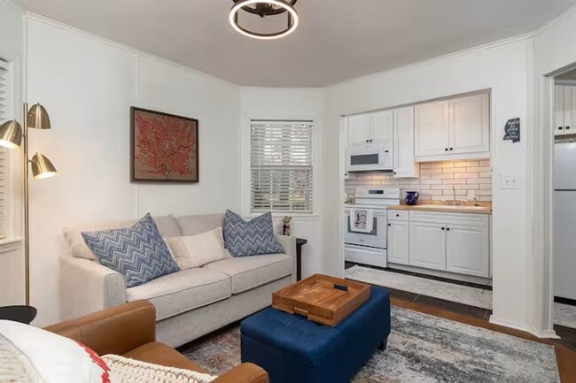 property at 632 Hathorn Rd