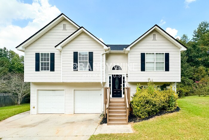 152 Edward Dr in Temple, GA - Foto de edificio