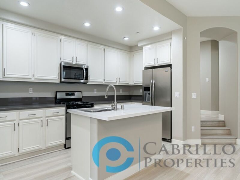 2866 Escala Cir in San Diego, CA - Building Photo