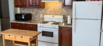 234 Cypress St, Unit 2 in Brookline, MA - Building Photo