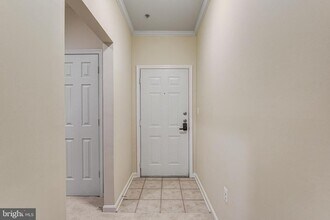 5124 Brittney Elyse Cir in Centreville, VA - Building Photo - Building Photo