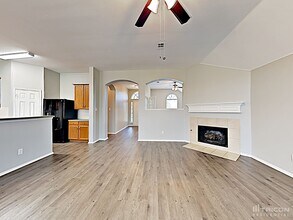 2109 Pecan Creek Dr in Mesquite, TX - Building Photo - Building Photo