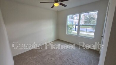 9269 Watolla Dr in Thonotosassa, FL - Building Photo - Building Photo