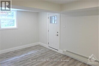 375 MacKay St in Ottawa, ON - Building Photo - Building Photo