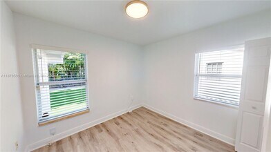 7 Montilla Ave in Coral Gables, FL - Building Photo - Building Photo