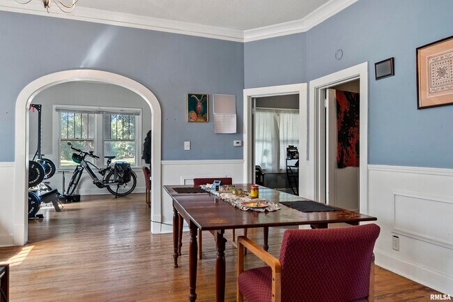 1214 W Monroe St in Springfield, IL - Building Photo - Building Photo