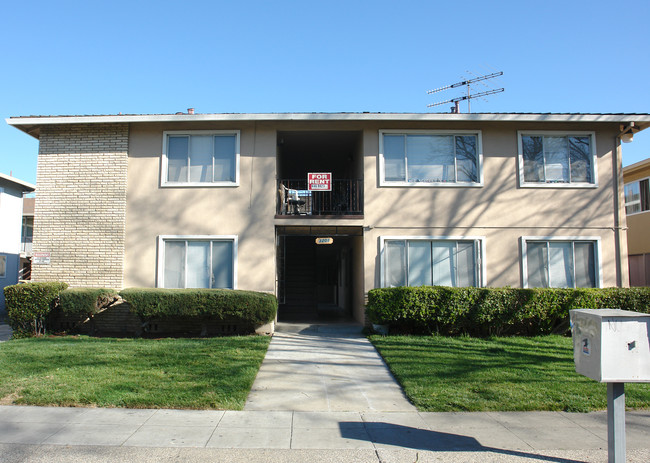 3201 Cadillac Dr in San Jose, CA - Foto de edificio - Building Photo