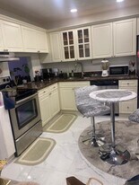 105 Lake Irene Dr in West Palm Beach, FL - Building Photo